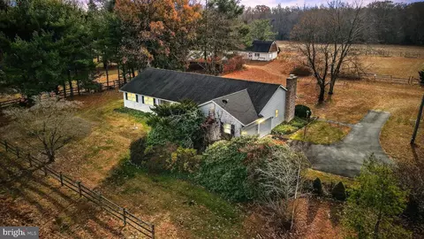 147 Cedar Grove Rd, Mullica Hill, NJ 08062