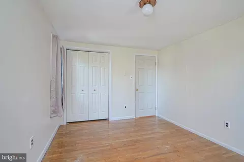 Bedroom - 420 Howard Dr, Mickleton, NJ 08056 photo 4 of 5