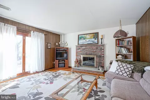 Living - 420 Howard Dr, Mickleton, NJ 08056 photo 1 of 1