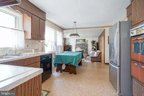 Kitchen - 420 Howard Dr, Mickleton, NJ 08056 photo 2 of 2