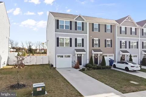 18 Burr St, Williamstown, NJ 08094