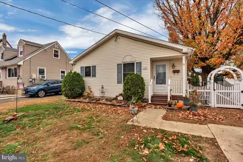 204 Billings Ave, Paulsboro, NJ 08066