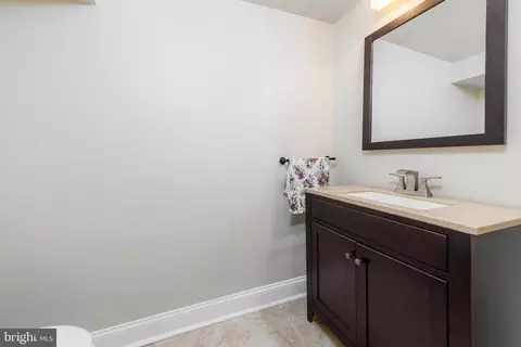 Bath - 103 Monroe Ave, Pitman, NJ 08071 photo 2 of 2