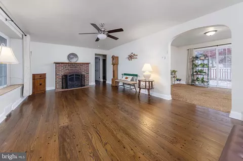Living - 103 Monroe Ave, Pitman, NJ 08071 photo 3 of 4