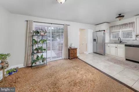 Entry Way - 103 Monroe Ave, Pitman, NJ 08071 photo 2 of 2
