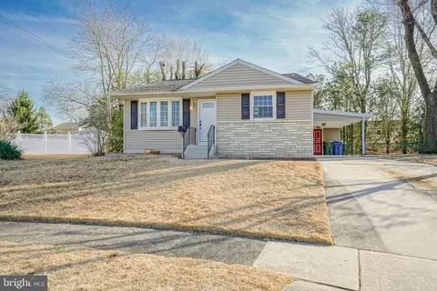 208 Rule Ct, Glassboro, NJ 08028