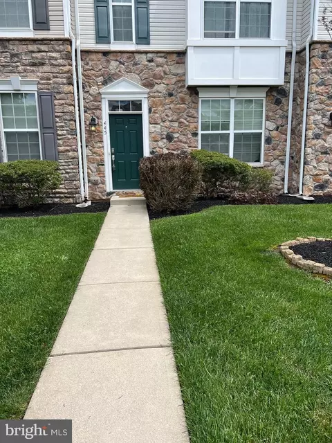 445 Wistar Pl, Glassboro, NJ 08028