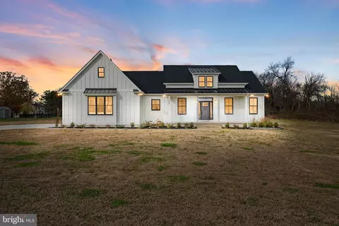 323 Friendship Rd, Clarksboro, NJ 08020