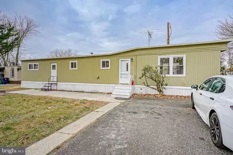 111 Kentucky Ave, Williamstown, NJ 08094