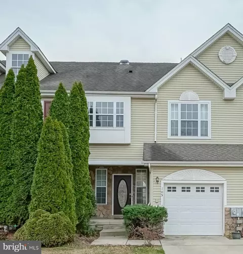 105 Westbrook Dr, Woolwich Township, NJ 08085