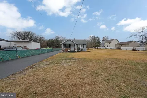 1632 Hurffville Rd, Sewell, NJ 08080