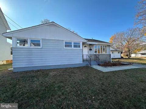 14 Turner Ave, Swedesboro, NJ 08085