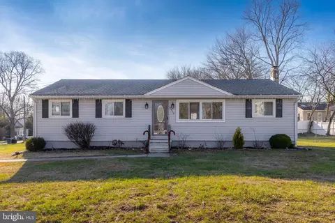 2959 County House Rd, Deptford, NJ 08096