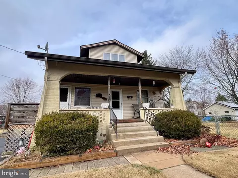422 Roosevelt Ave, Pitman, NJ 08071