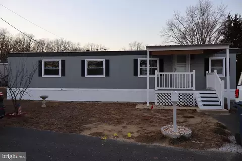 215 Delaware, Williamstown, NJ 08094