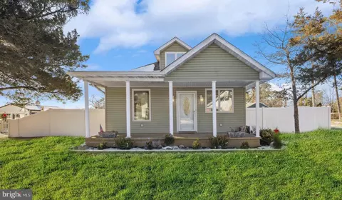 629 Porchtown Rd, Franklinville, NJ 08322
