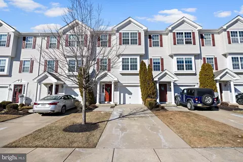 21 Highgrove, West Deptford, NJ 08086