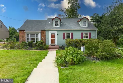 204 W Cedar St, Wenonah, NJ 08090
