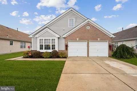 136 Sandpiper Ln, West Deptford, NJ 08086