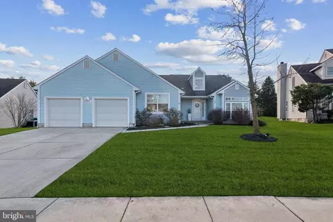 126 Persimmon St, Glassboro, NJ 08028