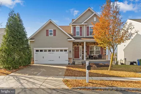 450 Wistar Pl, Glassboro, NJ 08028