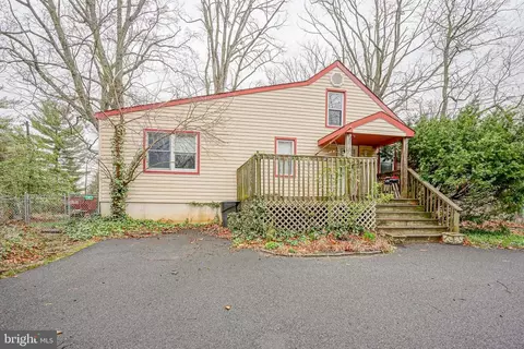 322 Johnson Rd, Sicklerville, NJ 08081