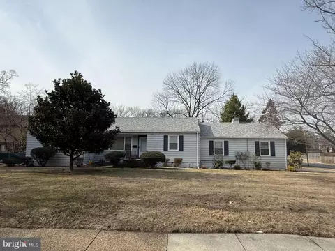 87 N Woodland Ave, Woodbury, NJ 08096