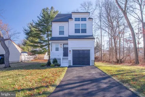 190 Monmouth Ave, Thorofare, NJ 08086