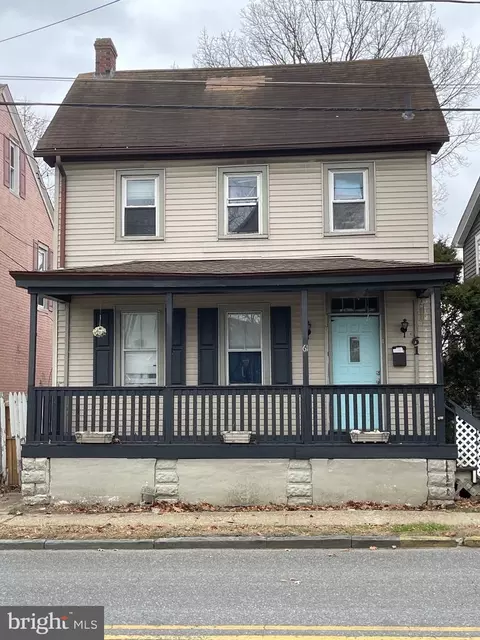 61 E Barber Ave, Woodbury, NJ 08096