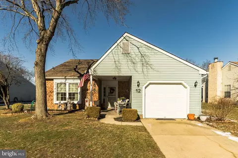 12 Niland Ln, Deptford, NJ 08096
