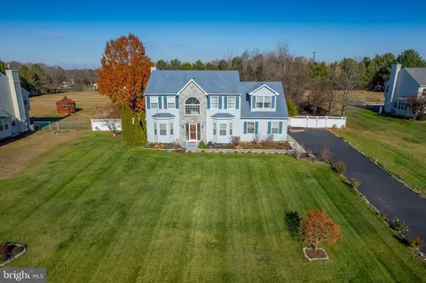 29 Peach Ridge Dr, Mullica Hill, NJ 08062