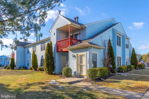 526 Cascade Ct, Sewell, NJ 08080