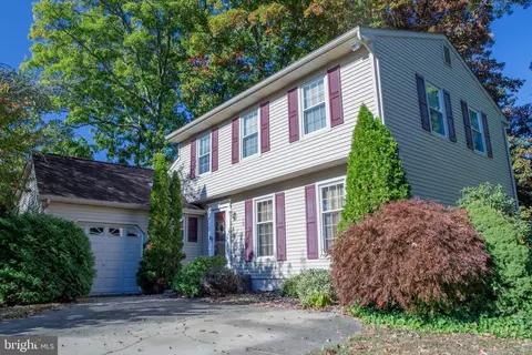 4 Hydra Ln, Sewell, NJ 08080