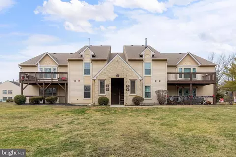 5 Neville Ct, Sewell, NJ 08080