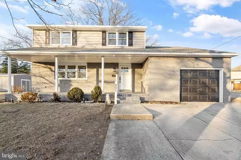 401 Fifth St, Paulsboro, NJ 08066