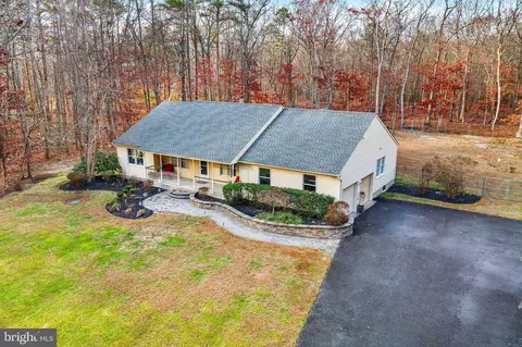 647 Clark Ave, Franklinville, NJ 08322