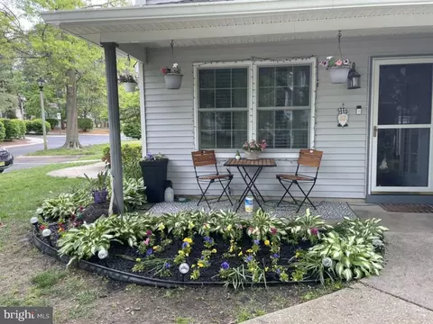 215 Balin Ct, Mantua, NJ 08051