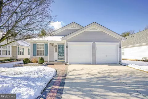 102 Avocet, West Deptford, NJ 08086