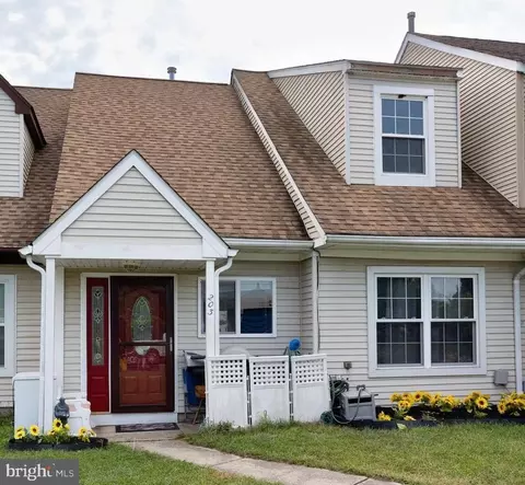 203 Poplar St, Turnersville, NJ 08012