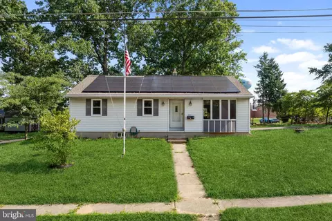 507 Crozier Ave, National Park, NJ 08063
