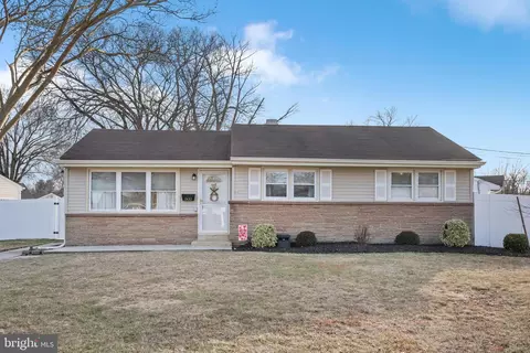 600 Buckingham Dr, Sewell, NJ 08080