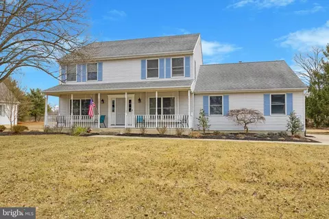 110 Briarwood Rd, Mullica Hill, NJ 08062