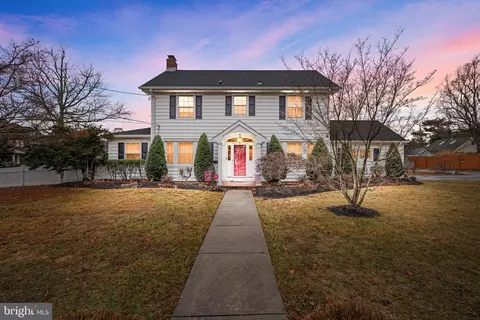 37 S Girard St, Woodbury, NJ 08096