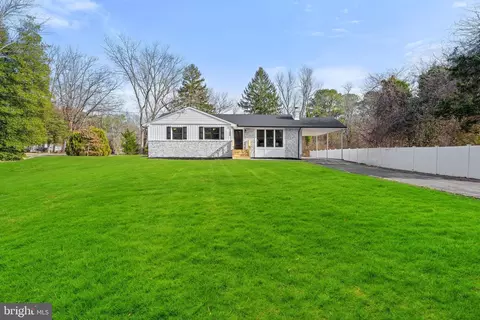 1408 Janvier Rd, Williamstown, NJ 08094