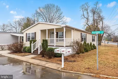 31 Bluebird Rd, Mantua, NJ 08051