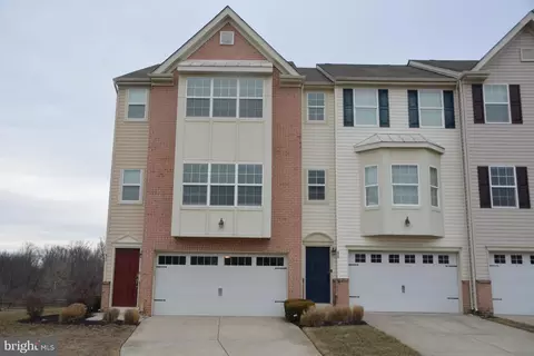 613 Sweetgum Ln, Deptford, NJ 08096