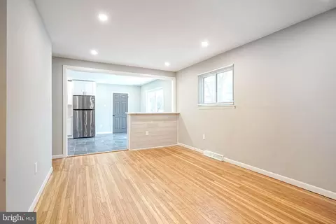 Living - 507 Boundary Rd, Pitman, NJ 08071 photo 6 of 6