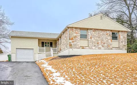 507 Boundary Rd, Pitman, NJ 08071