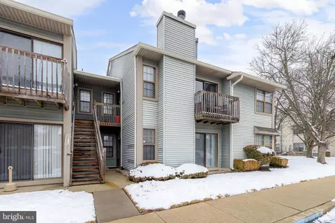 341 Coventry Ct, West Deptford, NJ 08051