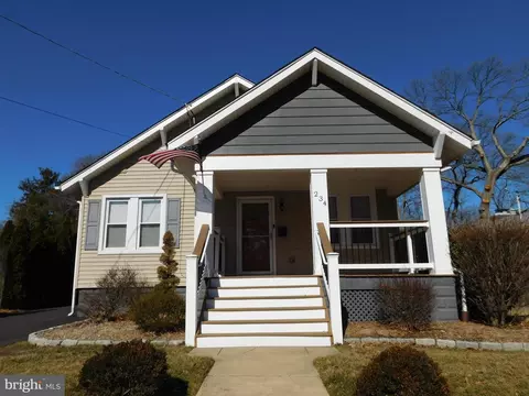 234 Crafton Ave, Pitman, NJ 08071
